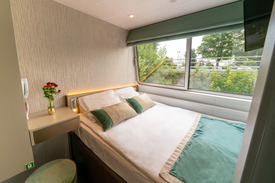 Daniele Double Cabin